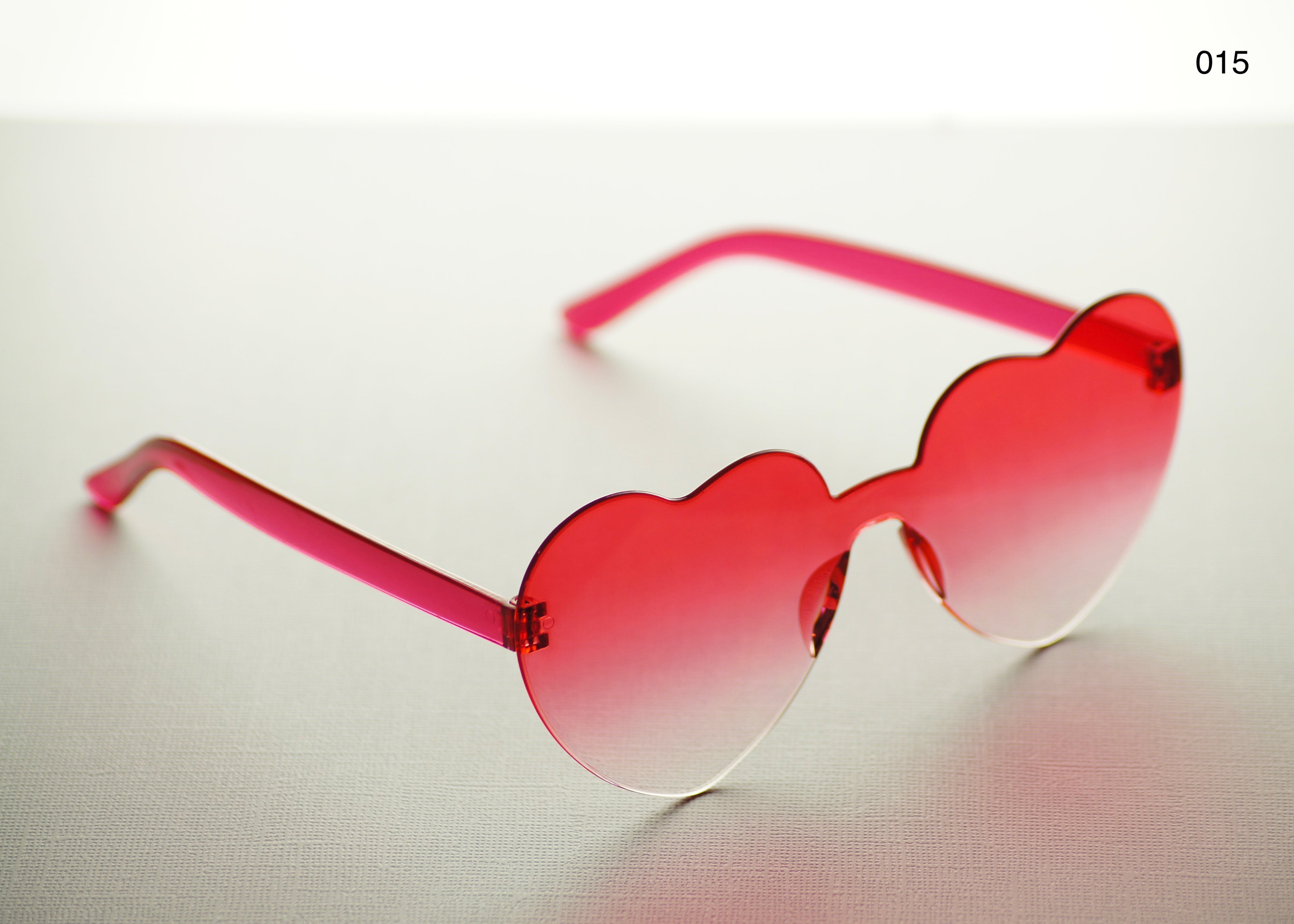 HEART SHAPE GLASSES (MULTIPLE COLOURS)