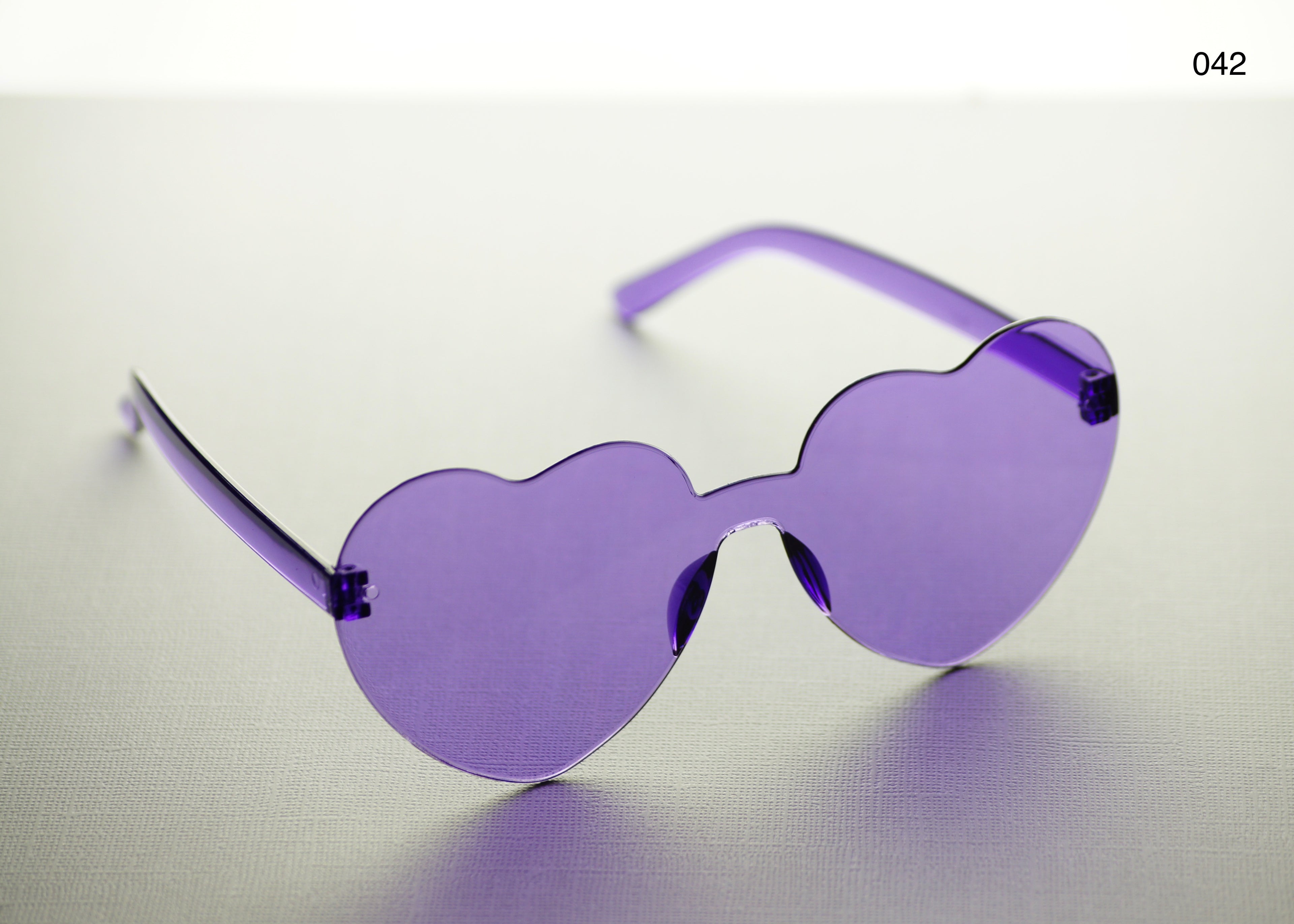 HEART SHAPE GLASSES (MULTIPLE COLOURS)