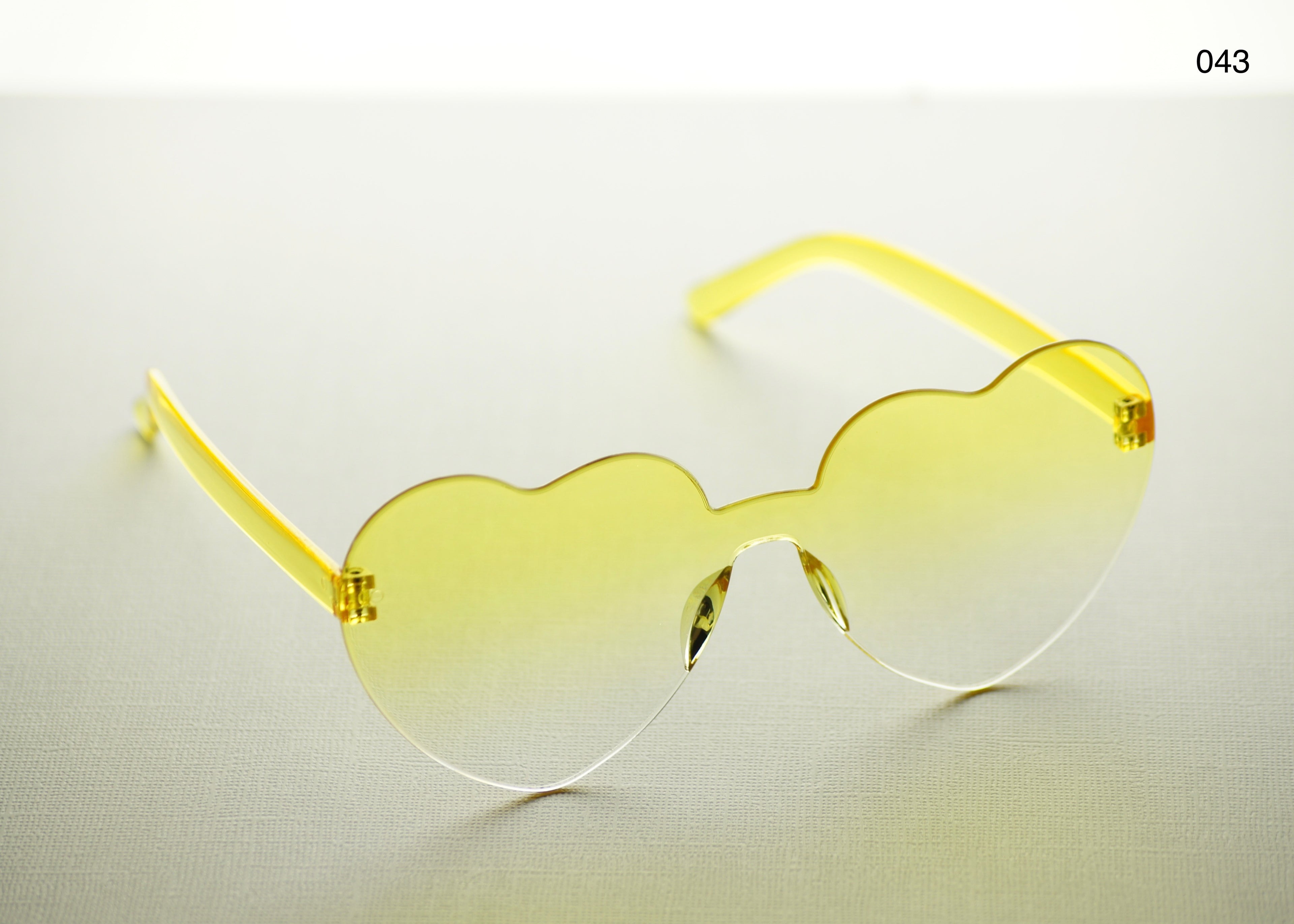 HEART SHAPE GLASSES (MULTIPLE COLOURS)
