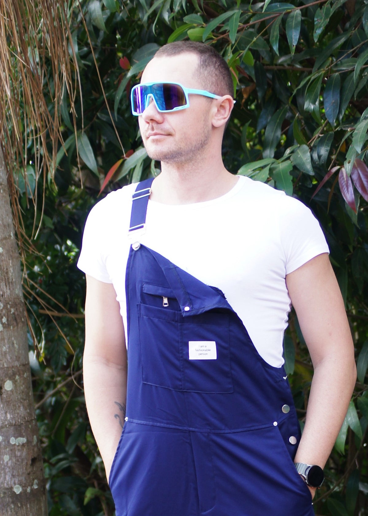 SPORT SUNGLASSES